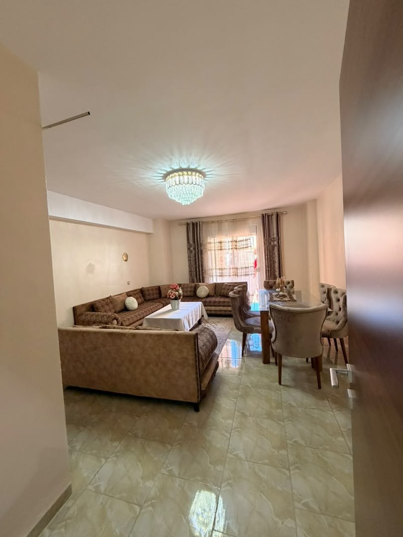 Appartement F5 - Oran